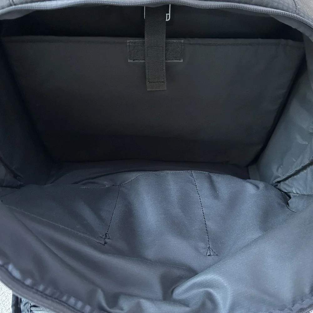 Eagle Creek CarryOn ES Tote Bag 17